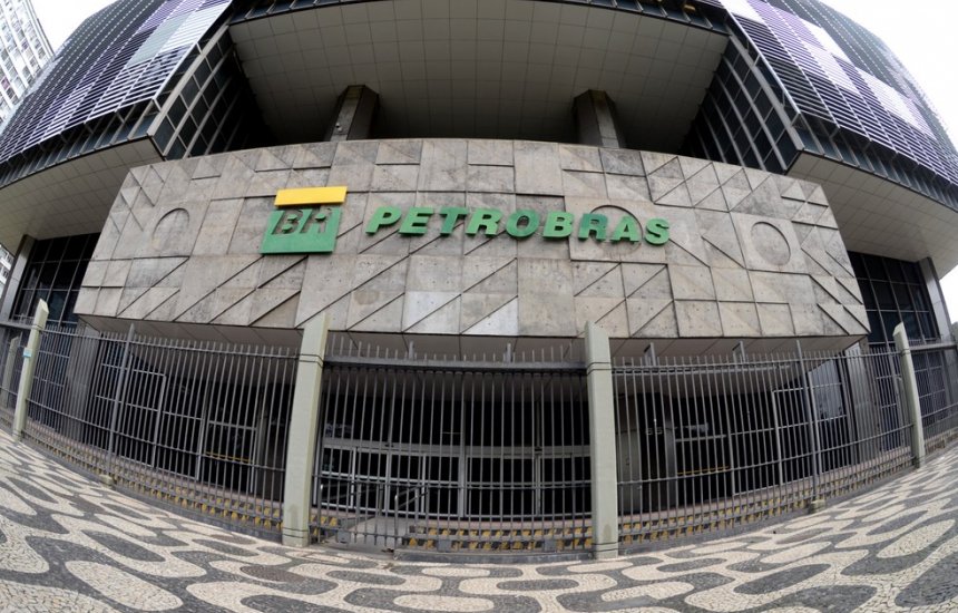 [Petrobras abre concurso com 757 vagas de nível superior]