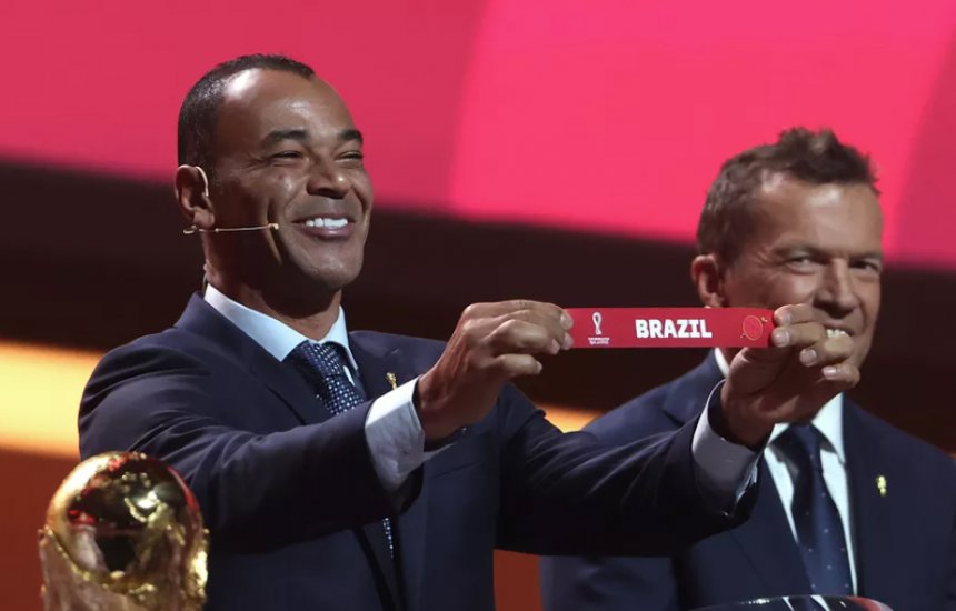 [Copa do Mundo: Brasil repete dois adversários de 2018; veja os grupos]