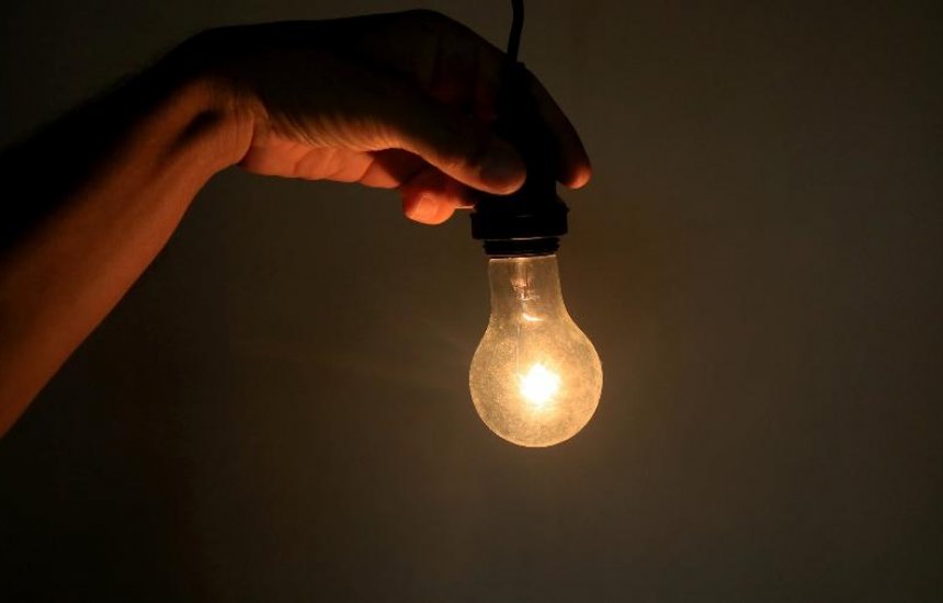[Moradores de 415 municípios da Bahia serão beneficiados com a redução na conta de luz após medidas]
