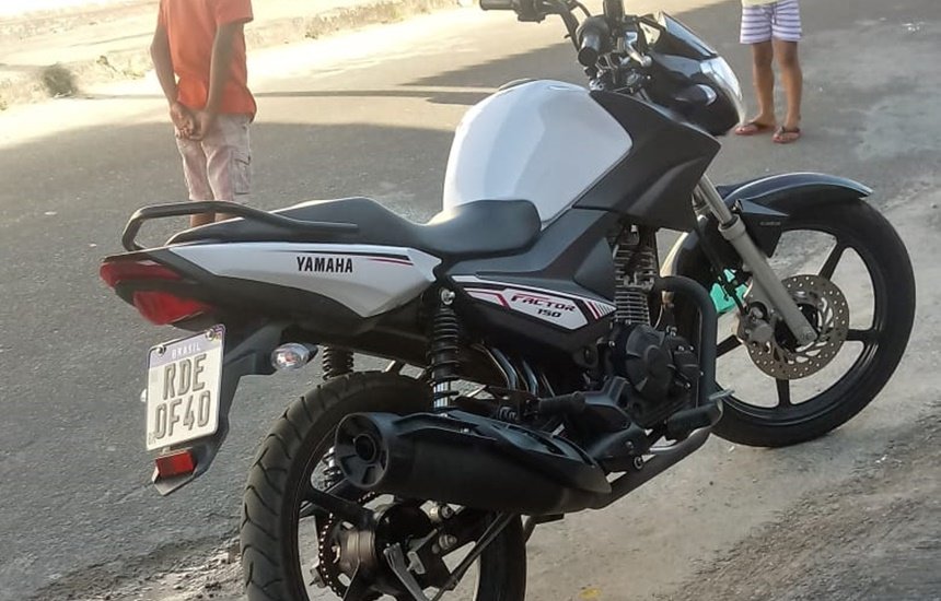 [Homem tem moto roubada em Camaçari; veículo ainda não foi quitado]