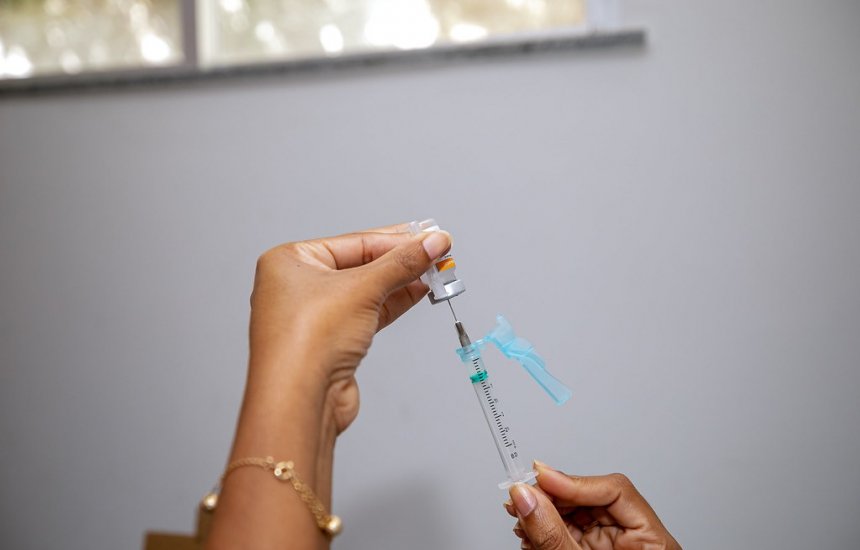 [Covid-19: vacinação continua em Camaçari nesta quinta (18); confira os postos]
